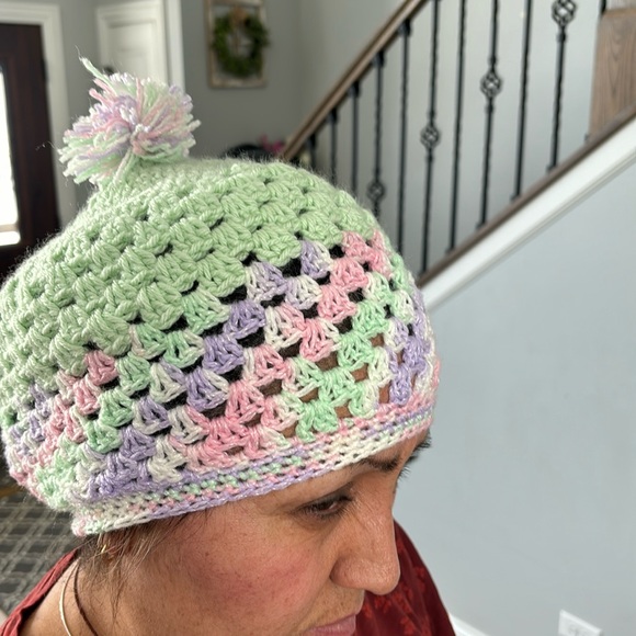 Hat - Picture 1 of 2